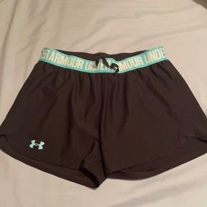 UNDER ARMOUR black play up shorts